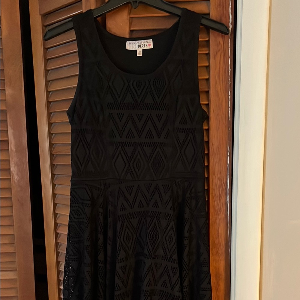 Black Sleeveless Dress